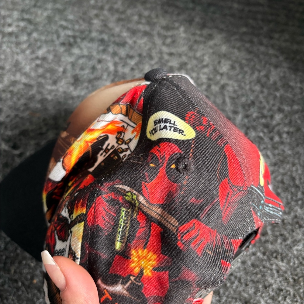 Deadpool SnapBack - Picture 3 of 6